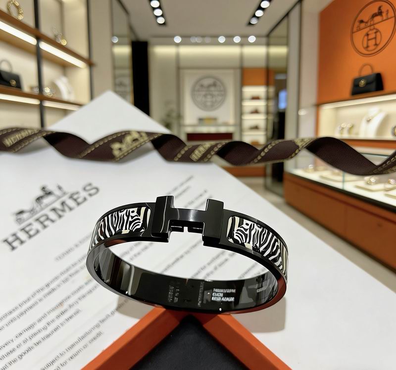 Hermes Bracelet  02yxs05 (1)