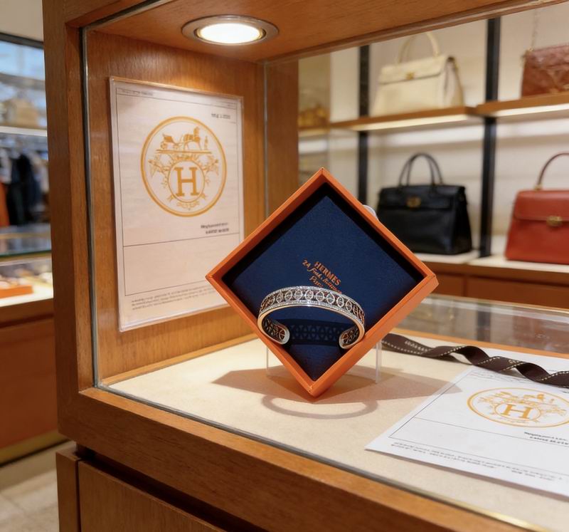 Hermes Bracelet  03yxs11 (2)