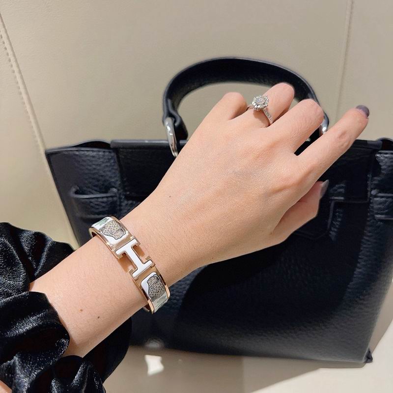 Hermes Bracelet  03yxs12 (6)