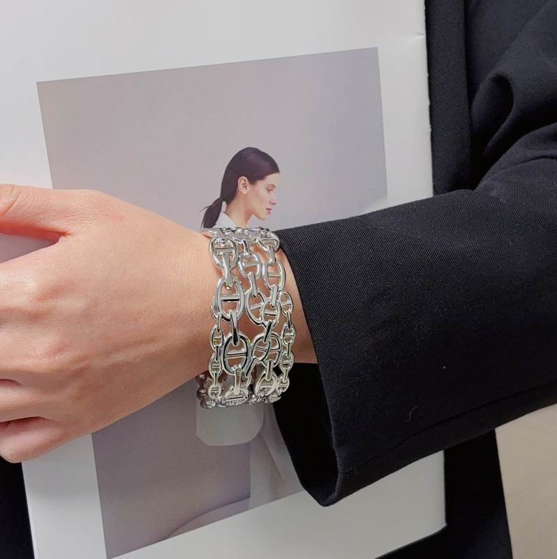 Hermes Bracelet  03yxs15 (9)
