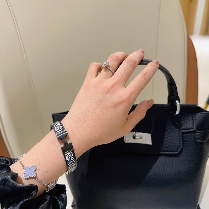 Hermes Bracelet  03yxs18 (3)