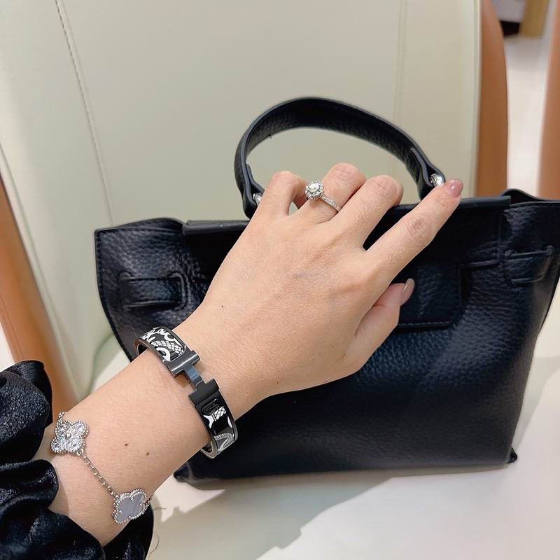 Hermes Bracelet  03yxs20 (6)
