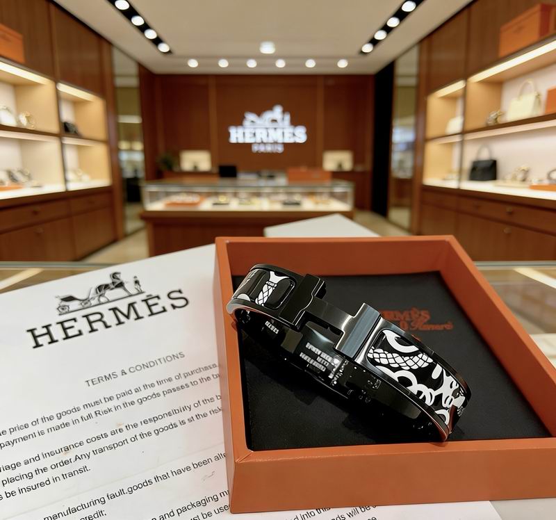 Hermes Bracelet  03yxs20 (7)
