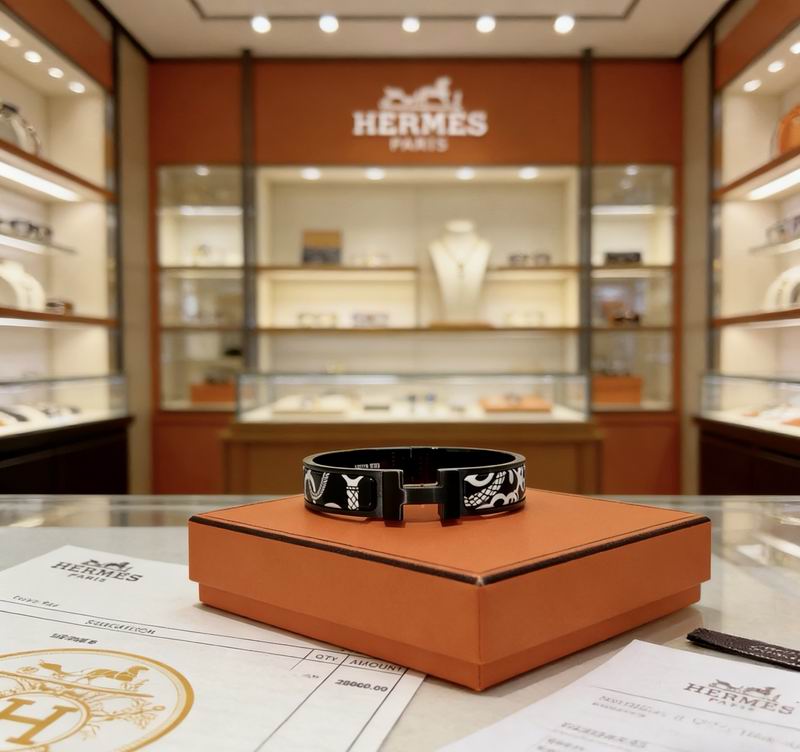 Hermes Bracelet  03yxs20 (8)