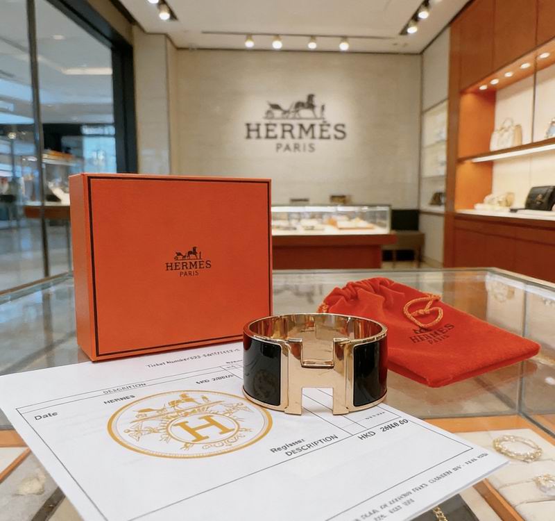 Hermes Bracelet  03yxs25 (1)