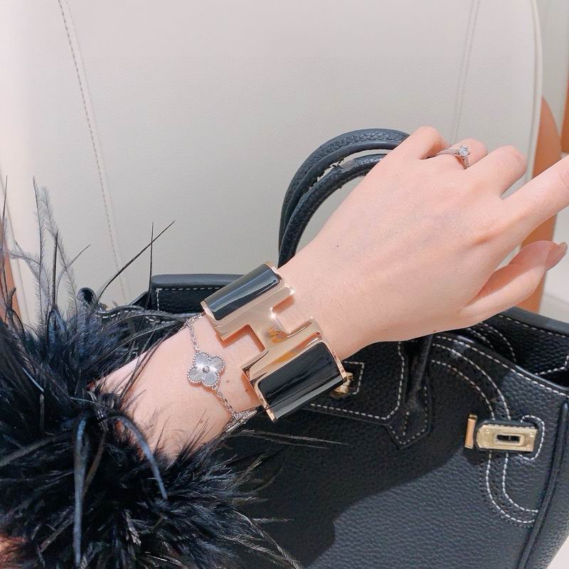 Hermes Bracelet  03yxs25 (6)