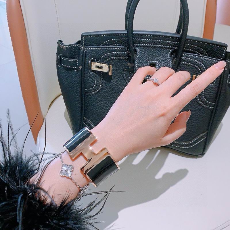 Hermes Bracelet  03yxs25 (9)