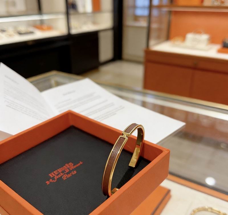 Hermes Bracelet  04yxs04 (7)