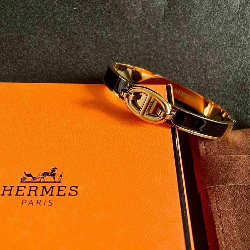 Hermes Bracelet  04yxs15 (10)