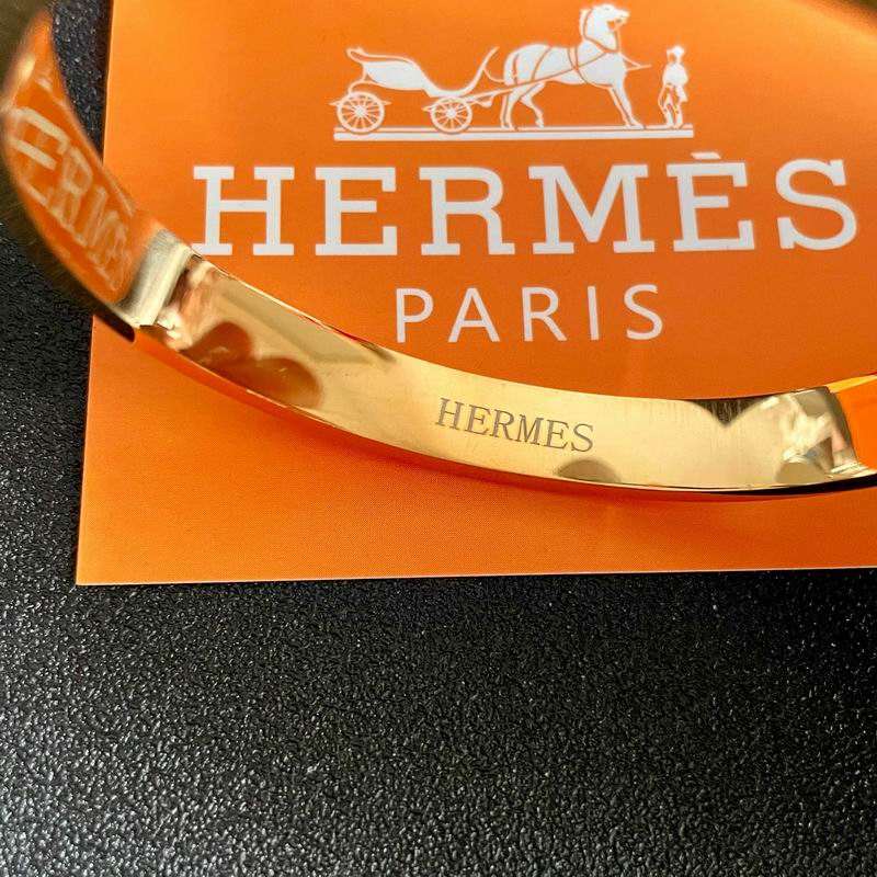 Hermes Bracelet  04yxs15 (27)