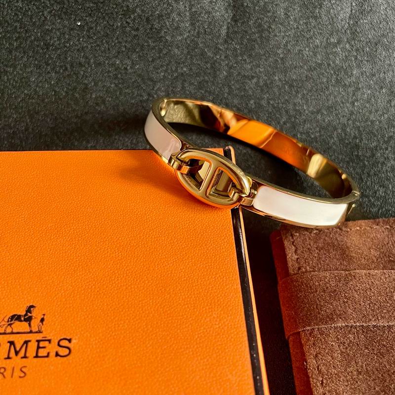 Hermes Bracelet  04yxs15 (29)