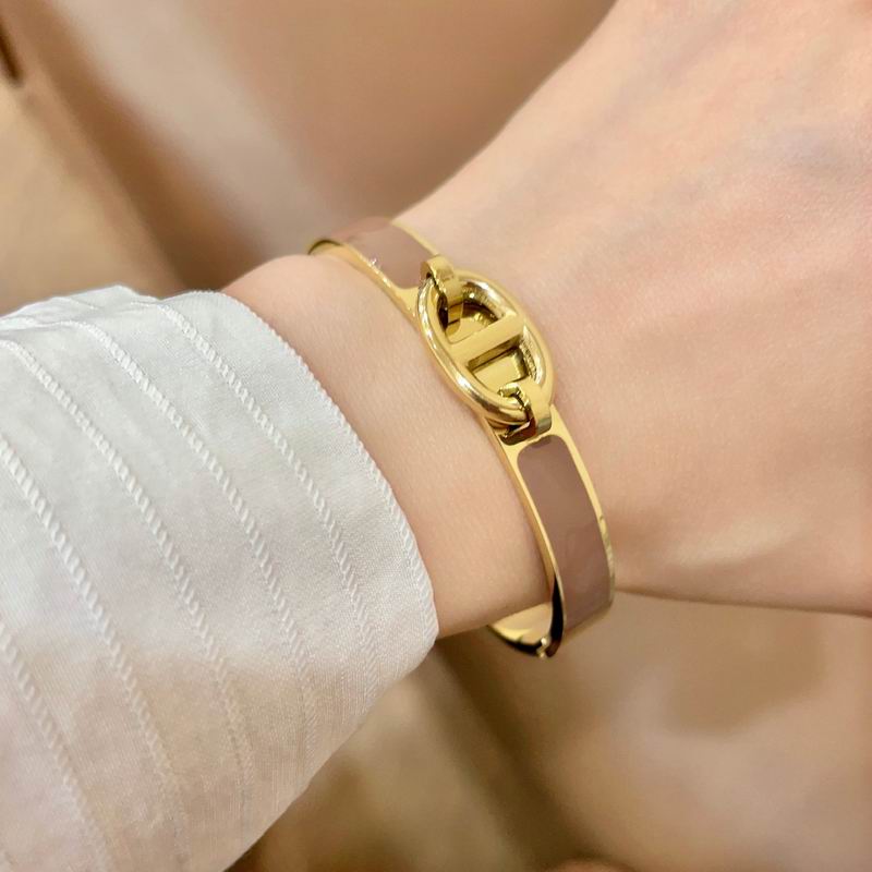 Hermes Bracelet  04yxs15 (31)