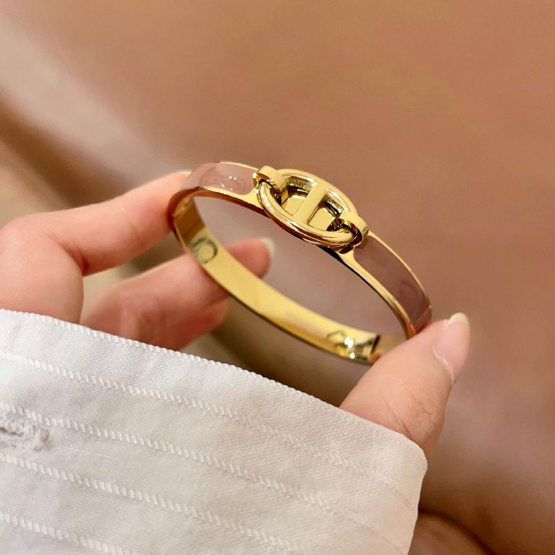 Hermes Bracelet  04yxs15 (34)