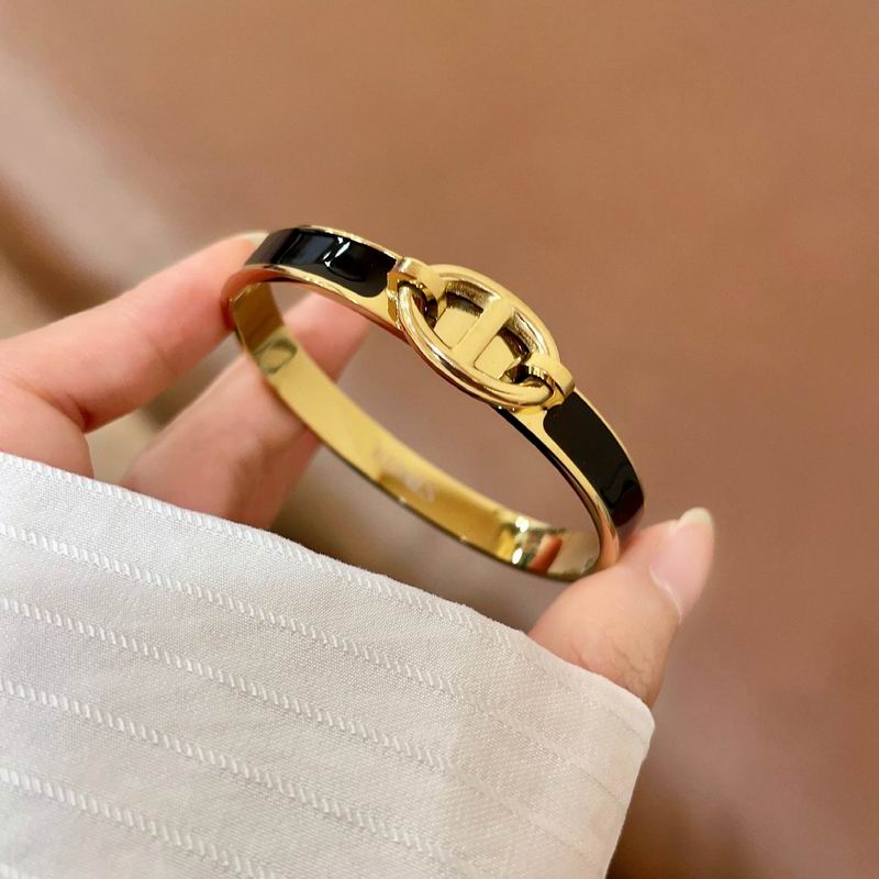 Hermes Bracelet  04yxs15 (5)