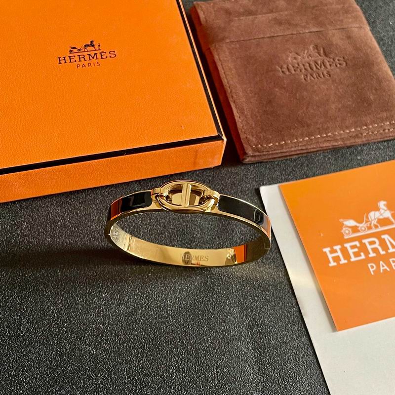 Hermes Bracelet  04yxs15 (7)