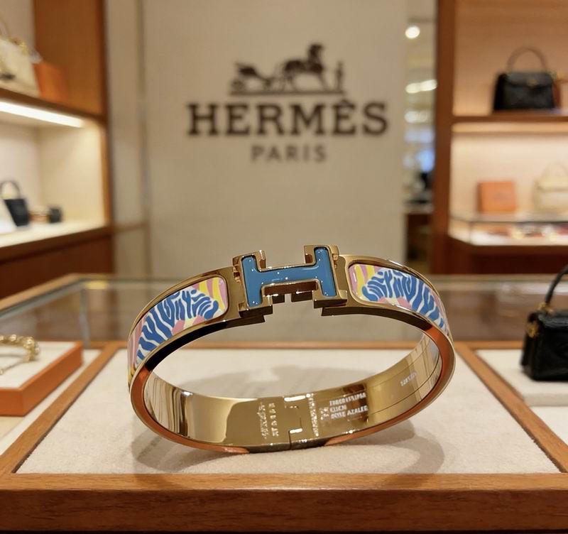 Hermes Bracelet  04yxs16 (1)