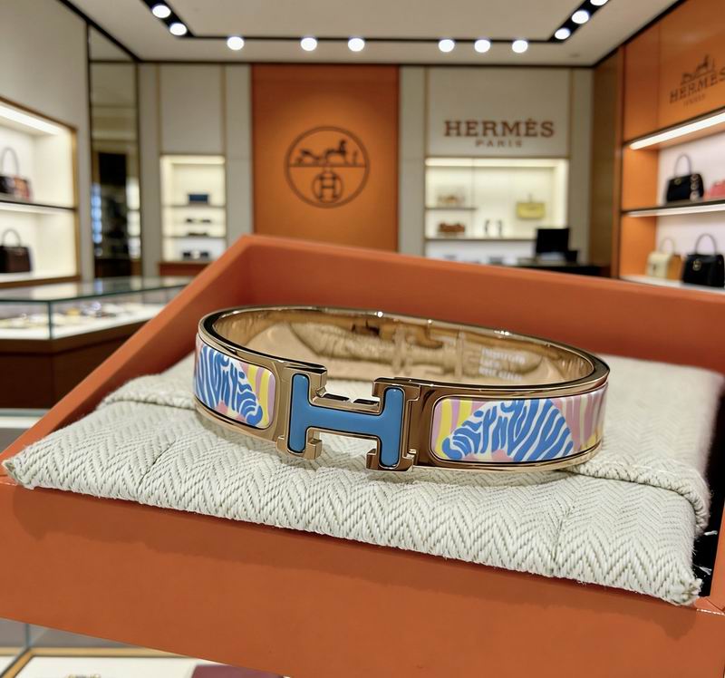 Hermes Bracelet  04yxs16 (4)