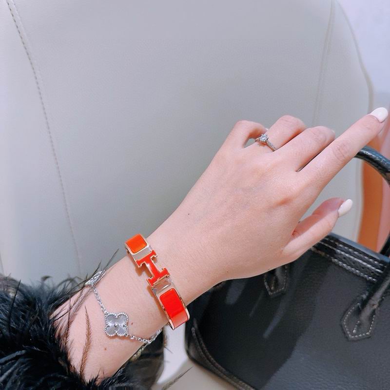 Hermes Bracelet  04yxs17 (3)