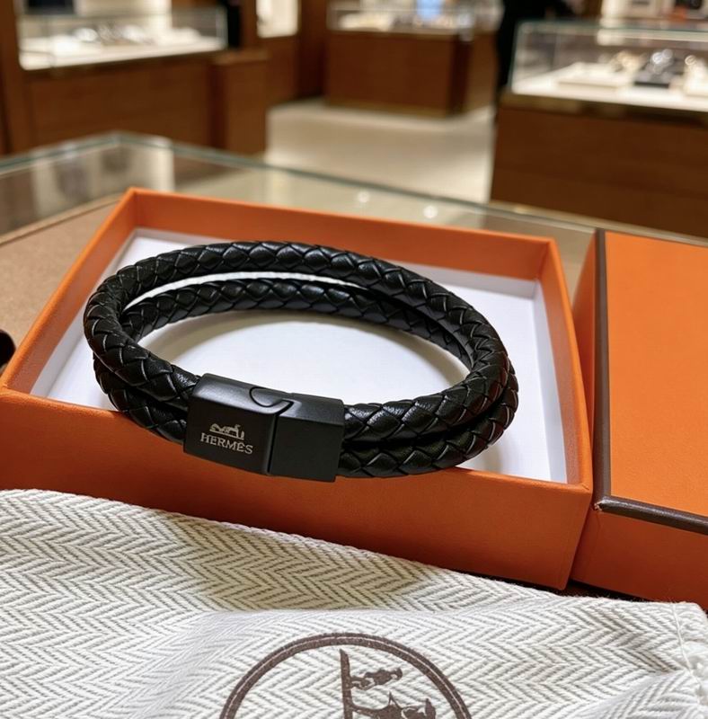 Hermes Bracelet  04yxs21 (8)