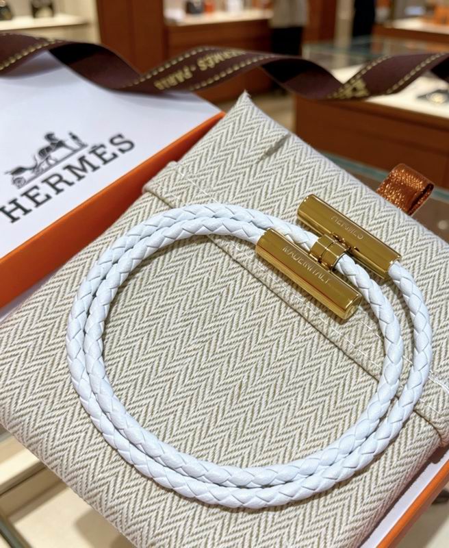 Hermes Bracelet  04yxs25 (7)