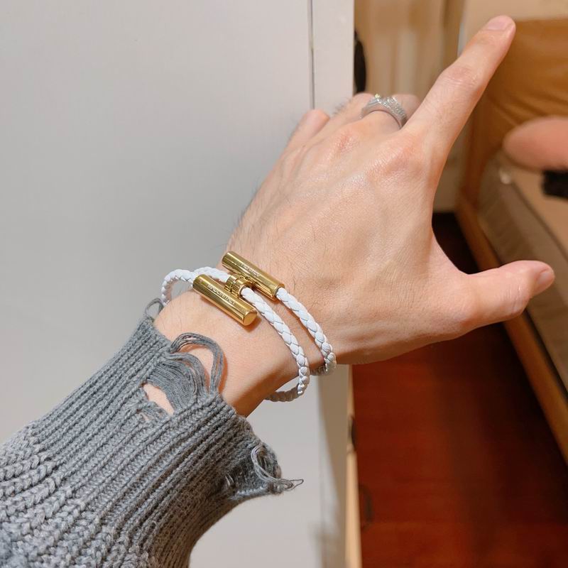 Hermes Bracelet  04yxs25 (9)