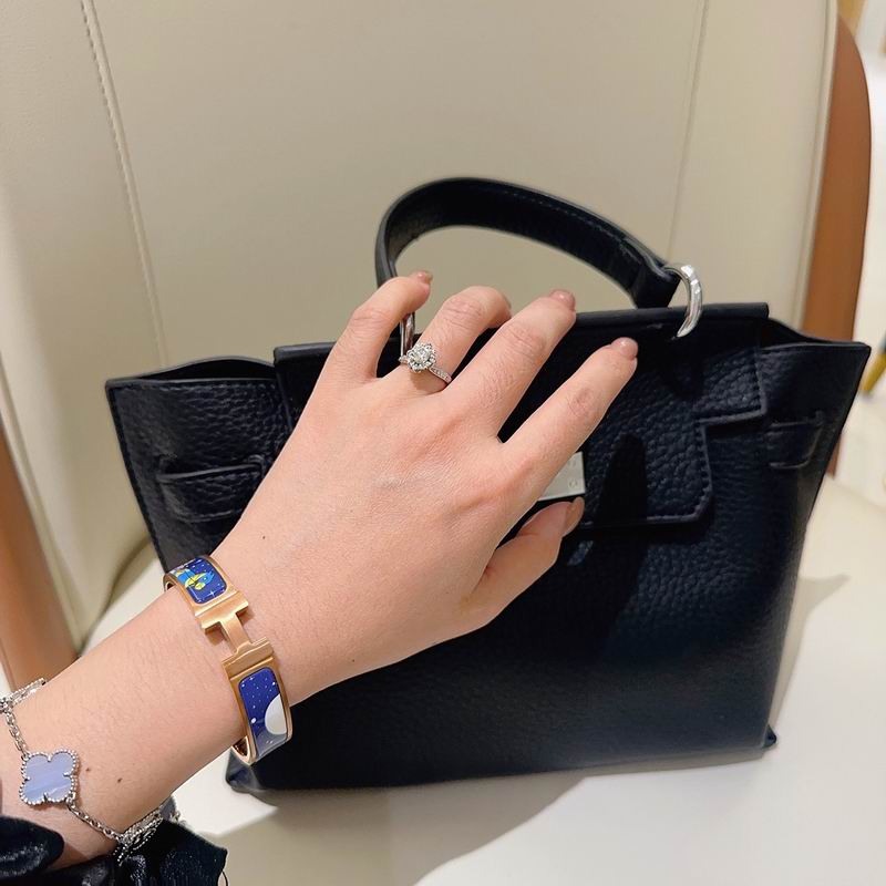 Hermes Bracelet  05yxs01 (15)