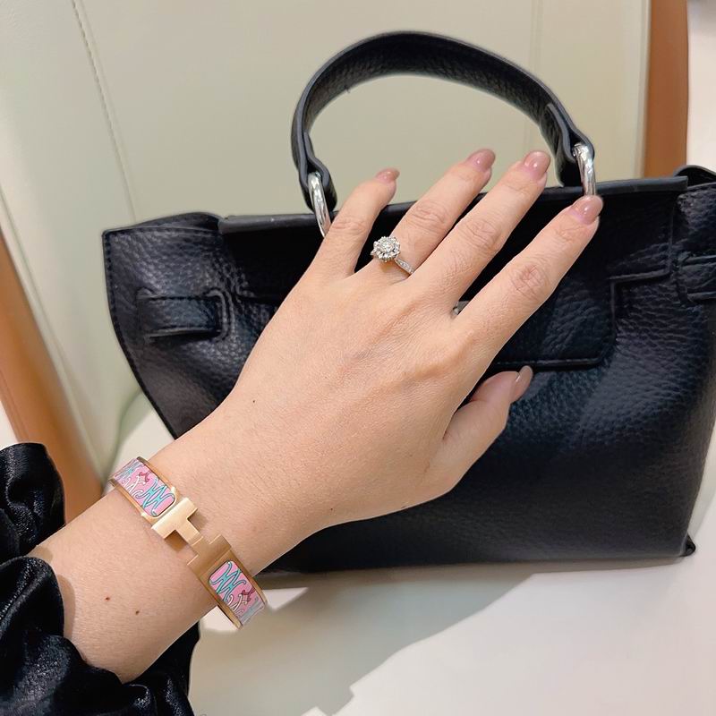 Hermes Bracelet  05yxs01 (33)