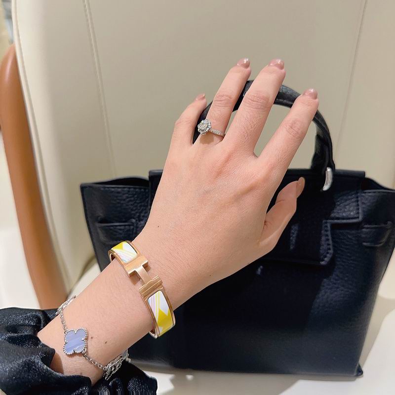 Hermes Bracelet  05yxs01 (39)