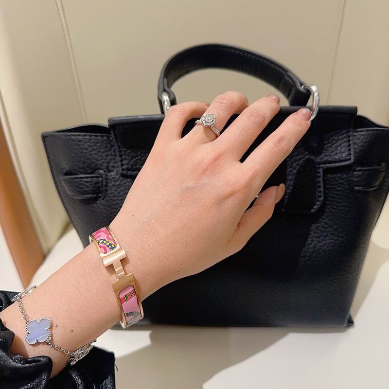 Hermes Bracelet  05yxs01 (9)