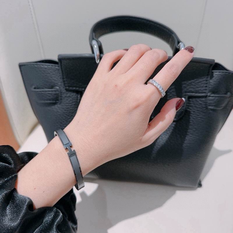 Hermes Bracelet  05yxs02 (9)