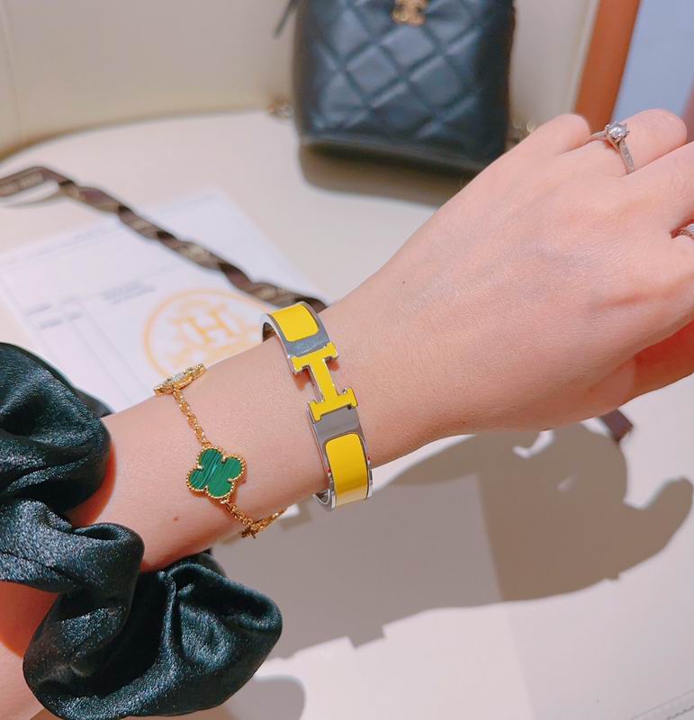 Hermes Bracelet  05yxs06 (9)