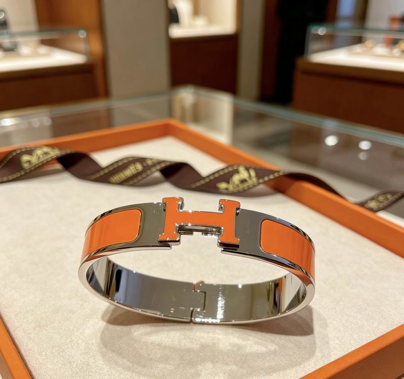 Hermes Bracelet  05yxs07 (1)