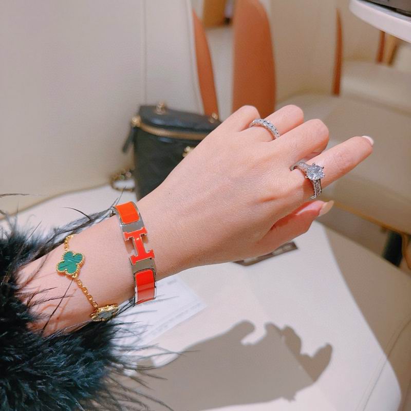 Hermes Bracelet  05yxs07 (3)