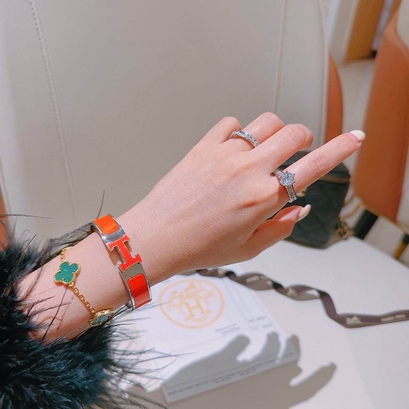 Hermes Bracelet  05yxs07 (6)