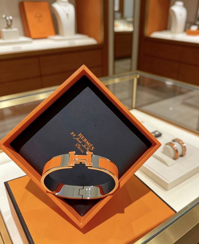 Hermes Bracelet  05yxs07 (7)