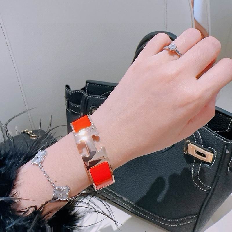 Hermes Bracelet  05yxs08 (6)