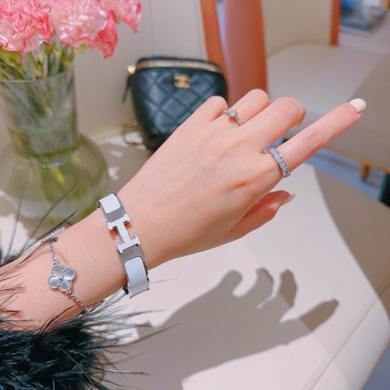 Hermes Bracelet  05yxs09 (3)