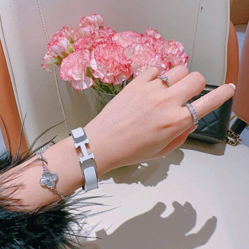 Hermes Bracelet  05yxs09 (6)