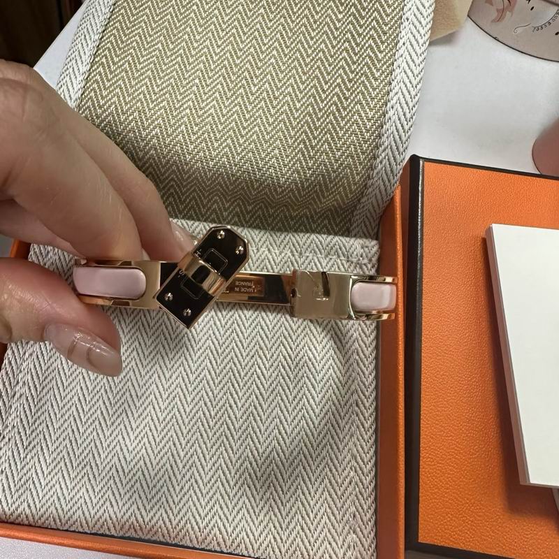 Hermes Bracelet  05yxs13 (2)