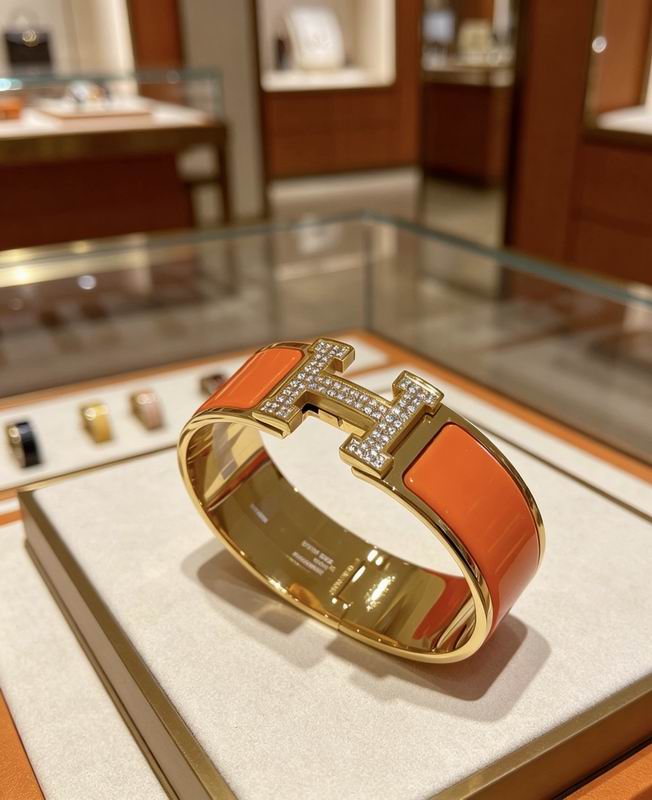 Hermes Bracelet  05yxs15 (1)