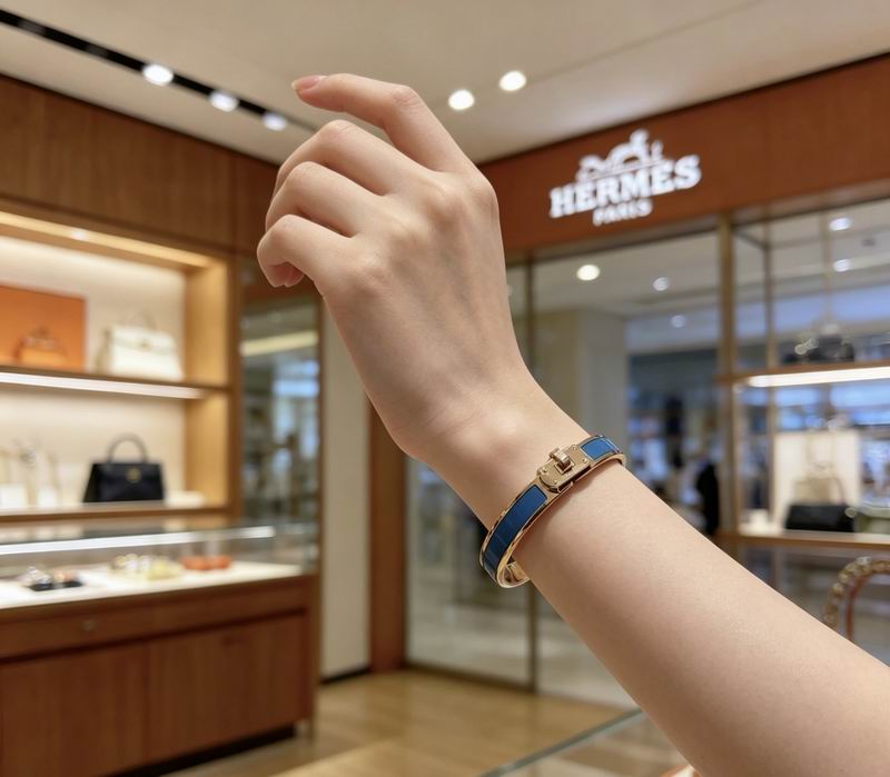 Hermes Bracelet  05yxs16 (18)