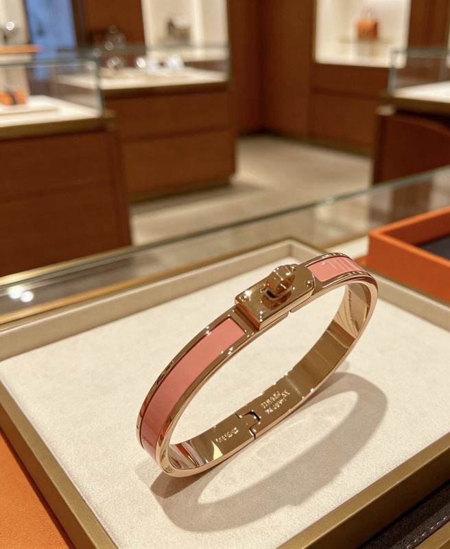 Hermes Bracelet  05yxs16 (32)