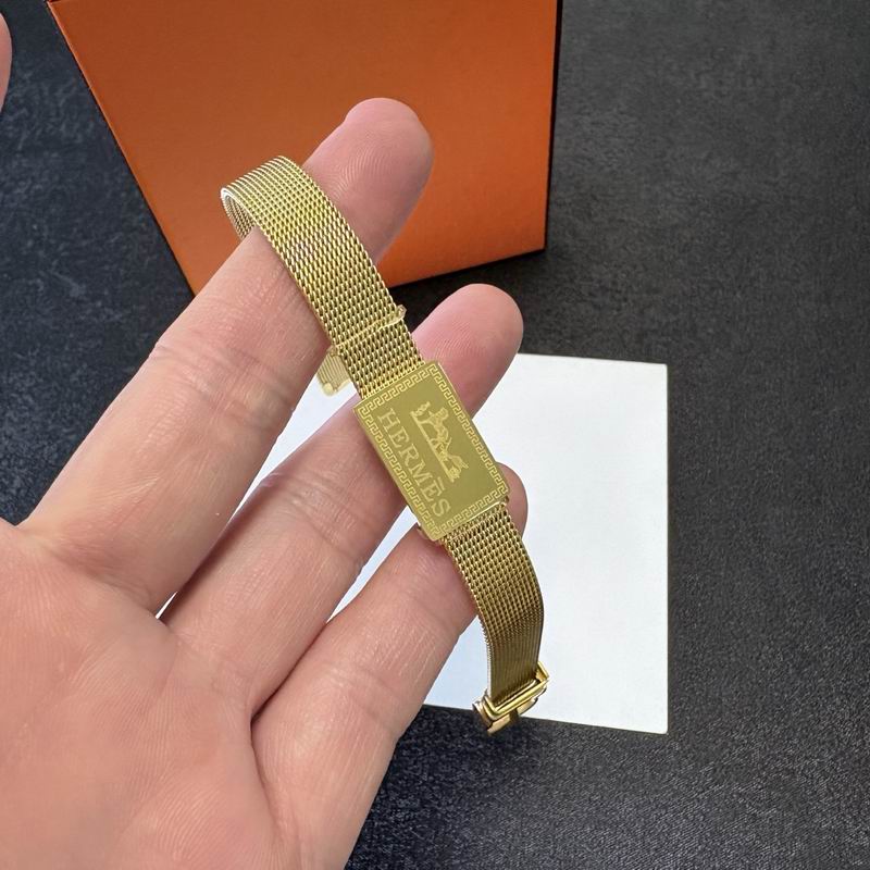 Hermes Bracelet  05yxs18 (9)