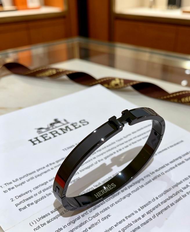 Hermes Bracelet  05yxs20 (4)