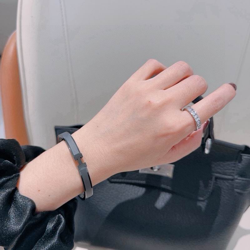 Hermes Bracelet  05yxs20 (6)