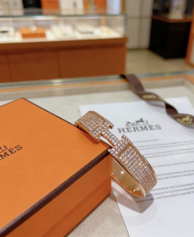 Hermes Bracelet  05yxs21 (4)