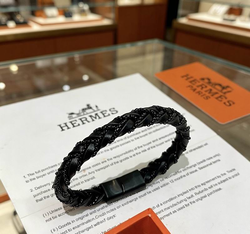 Hermes Bracelet  05yxs22 (4)