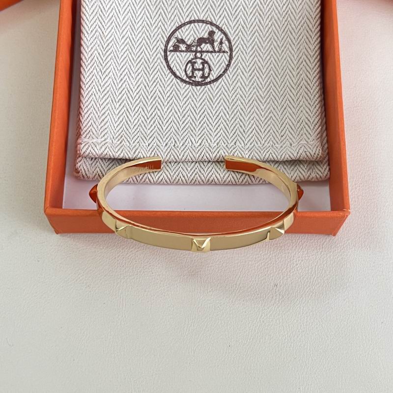 Hermes Bracelet  05yxs23 (12)