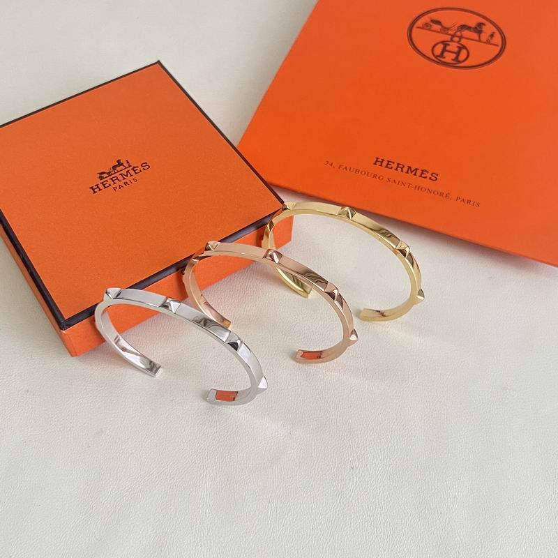 Hermes Bracelet  05yxs23 (4)