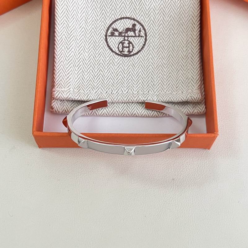 Hermes Bracelet  05yxs23 (6)